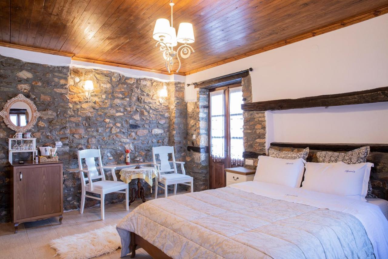 Guesthouse Ourania 팔라이오스 판텔레이몬 외부 사진