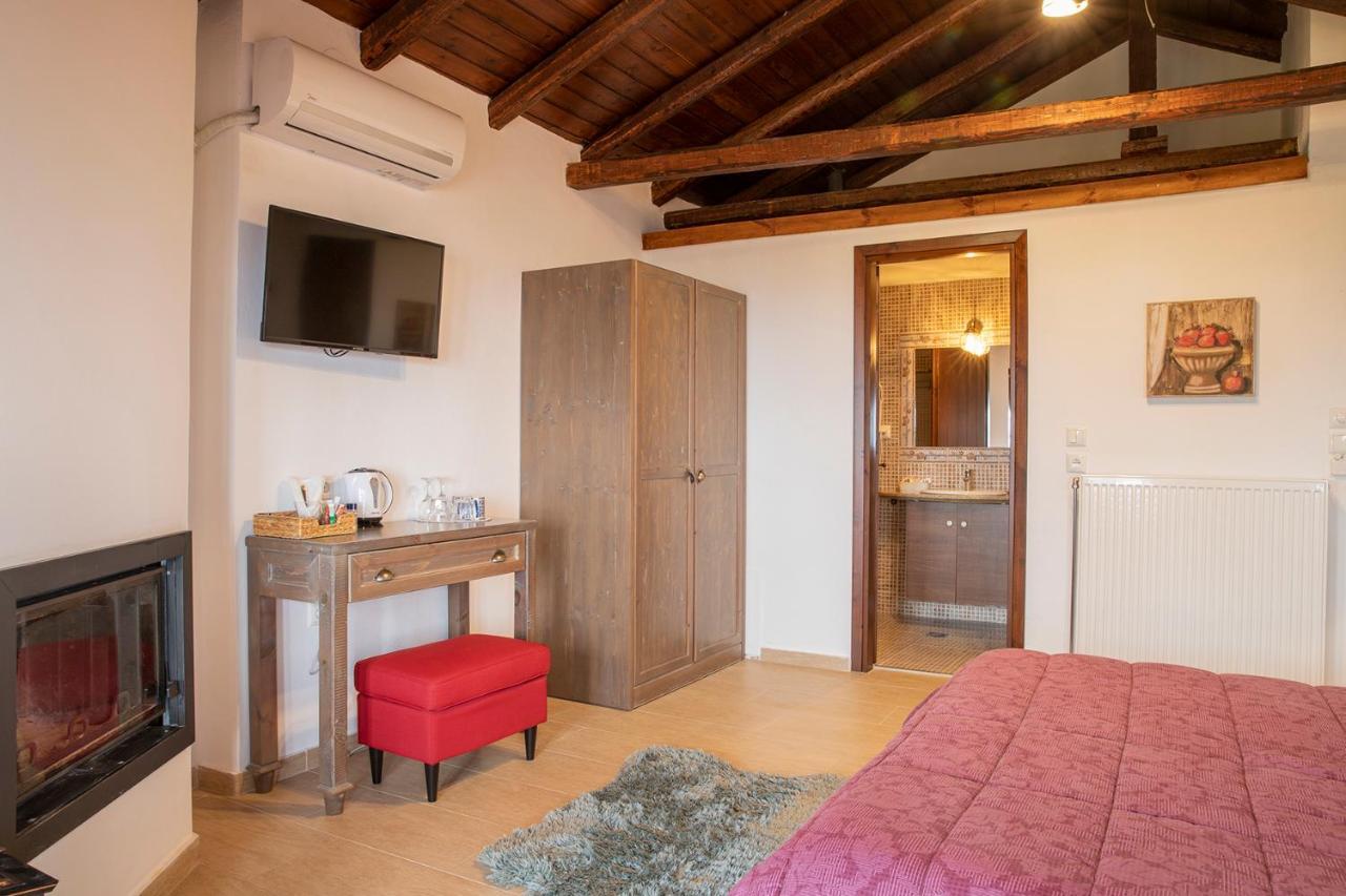 Guesthouse Ourania 팔라이오스 판텔레이몬 외부 사진