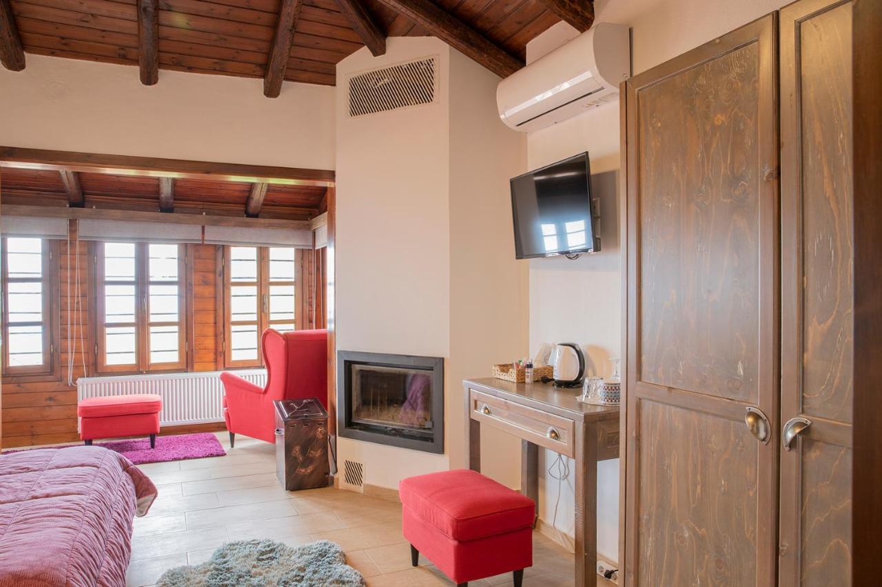 Guesthouse Ourania 팔라이오스 판텔레이몬 외부 사진