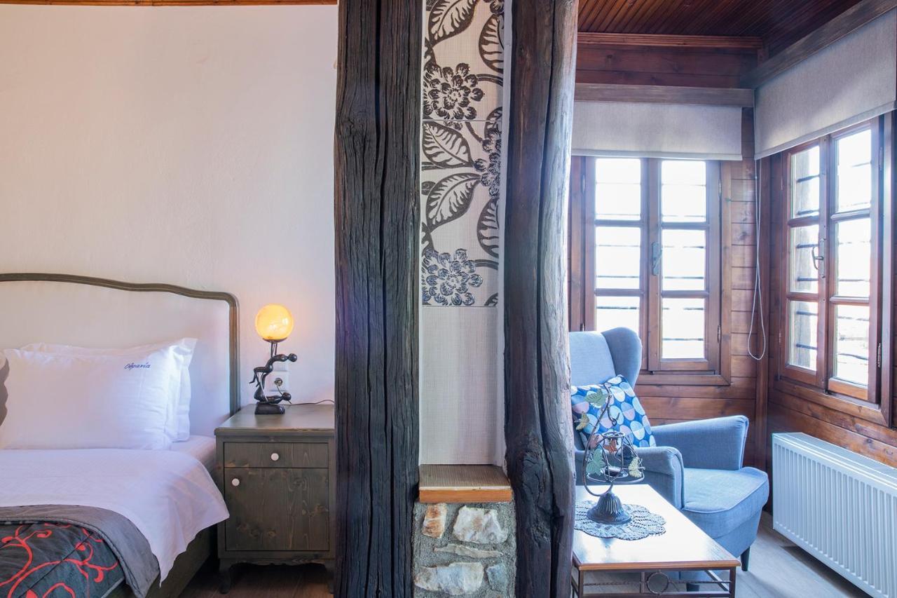 Guesthouse Ourania 팔라이오스 판텔레이몬 외부 사진