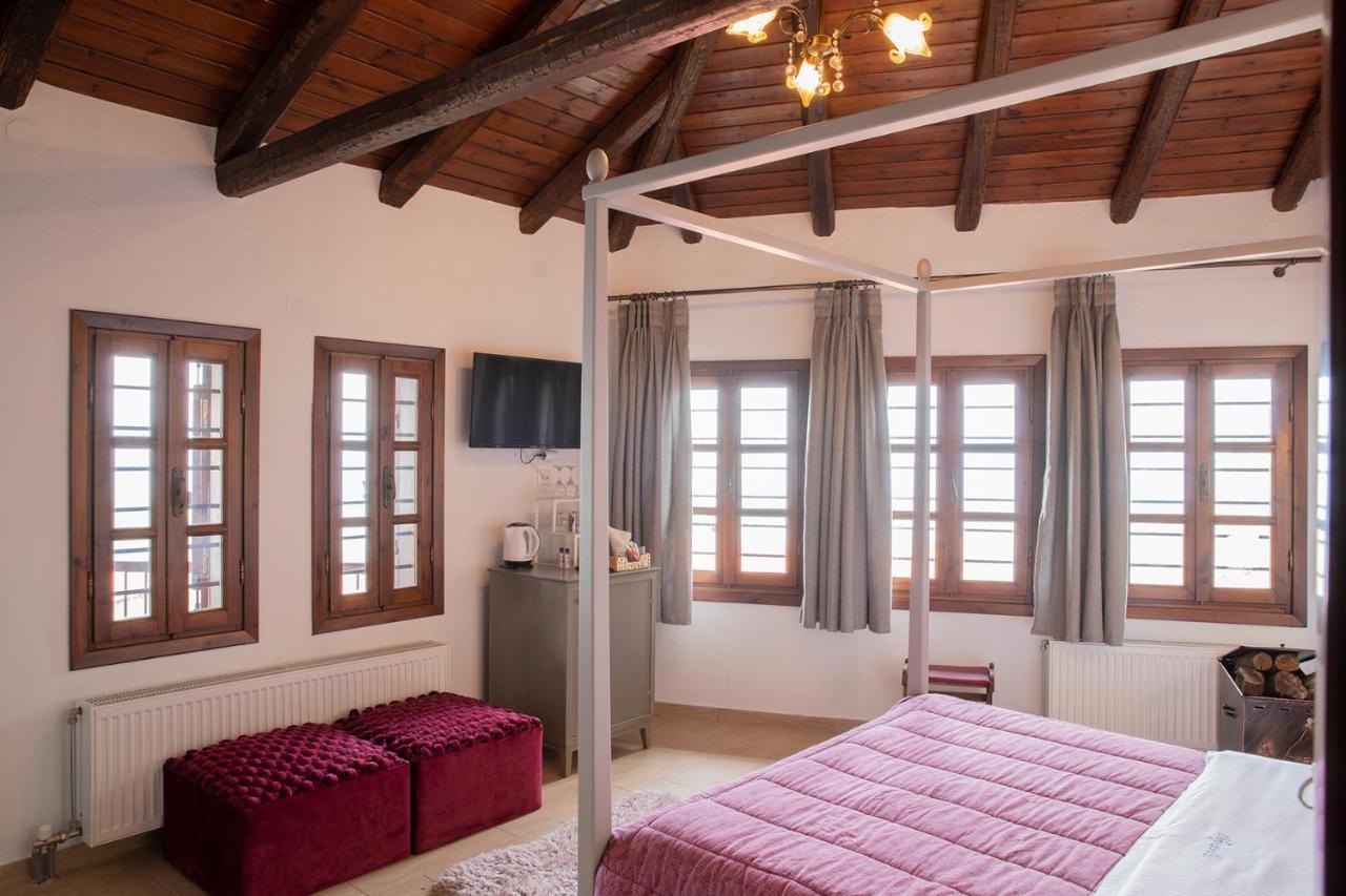 Guesthouse Ourania 팔라이오스 판텔레이몬 외부 사진